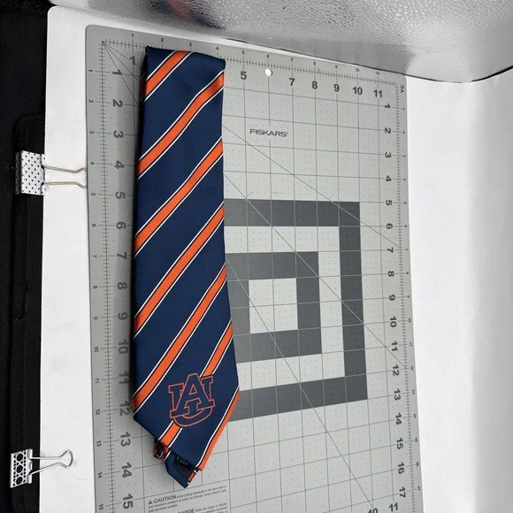 NWT Auburn Tigers Stripe Mens Tie College University Logo Alumni Neck Tie - Picture 7 of 7